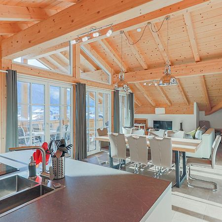 Luxury Penthouse With Balcony Ski Storage Carport Lift Lägenhet Brixen im Thale Exteriör bild