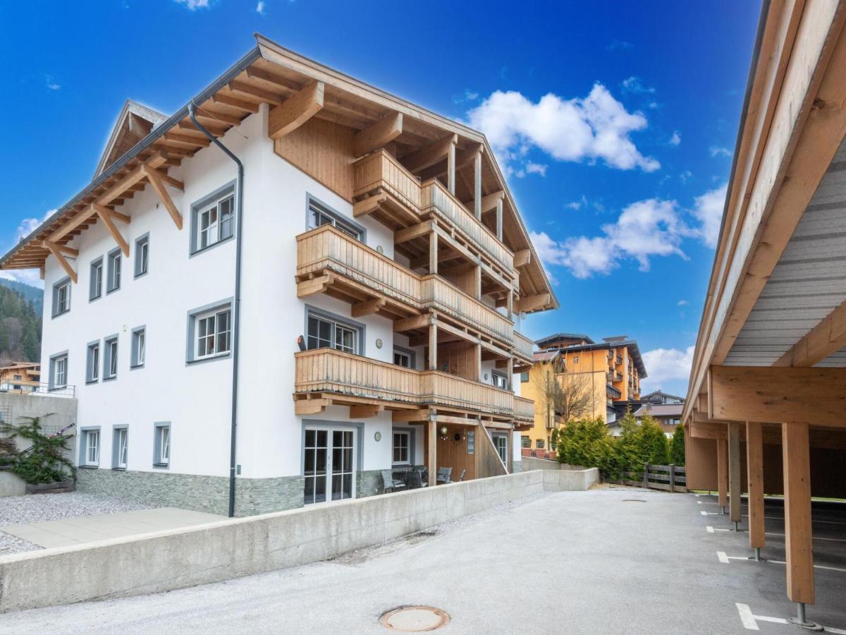 Luxury Penthouse With Balcony Ski Storage Carport Lift Lägenhet Brixen im Thale Exteriör bild